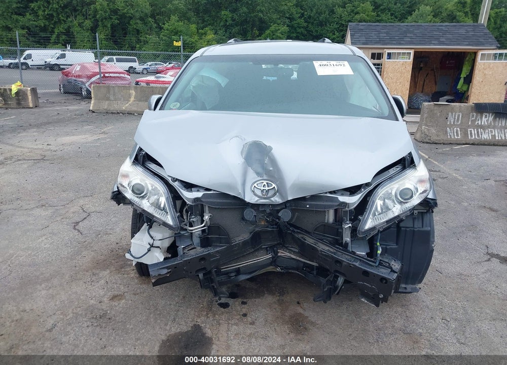 2017 TOYOTA SIENNA LE 7 PASSENGER VIN: 5TDJZ3DC7HS163530