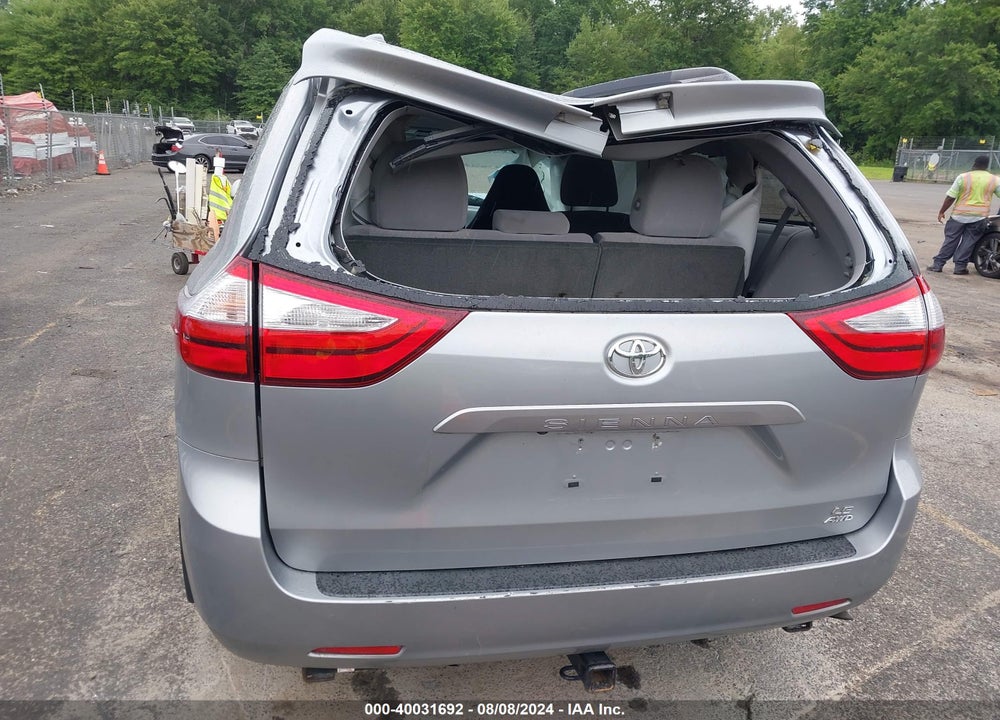 2017 TOYOTA SIENNA LE 7 PASSENGER VIN: 5TDJZ3DC7HS163530