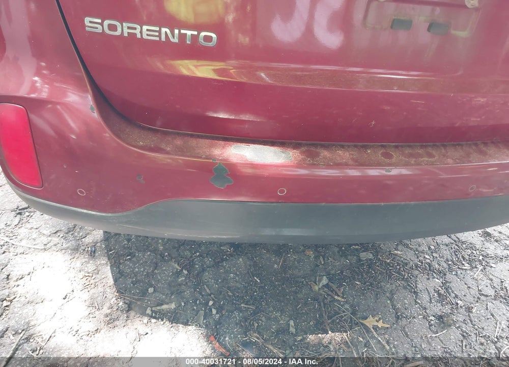 2014 KIA SORENTO LX VIN: 5XYKT4A64EG462721