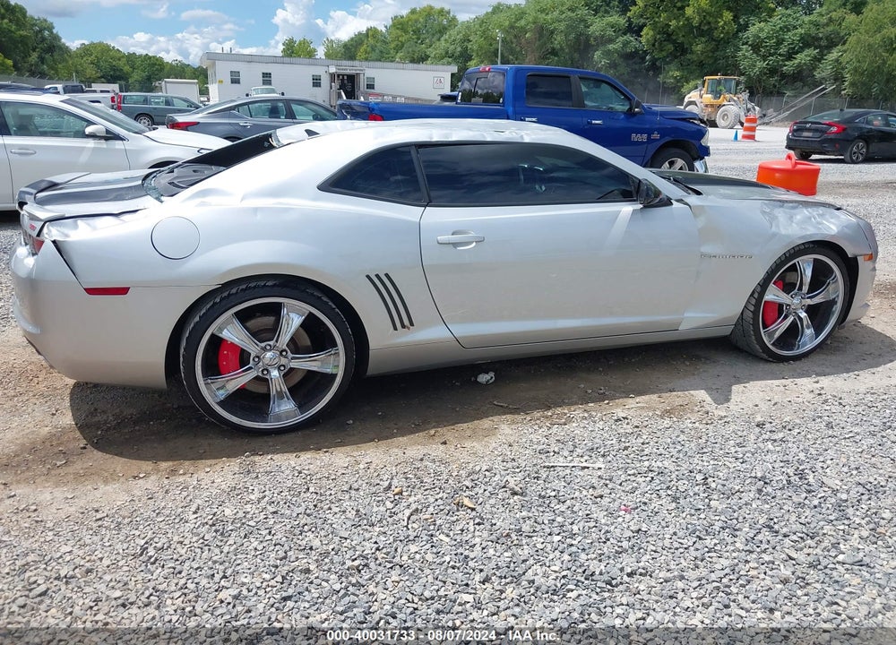 2010 CHEVROLET CAMARO 2SS VIN: 2G1FT1EW7A9174068