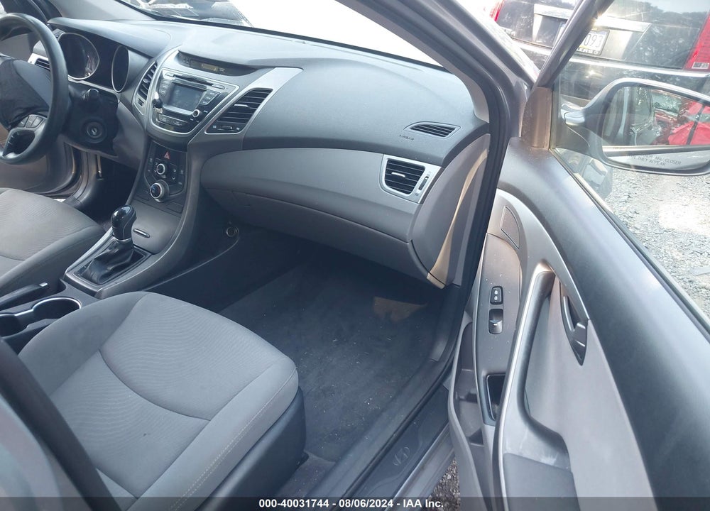 2015 HYUNDAI ELANTRA SE VIN: KMHDH4AE6FU413291
