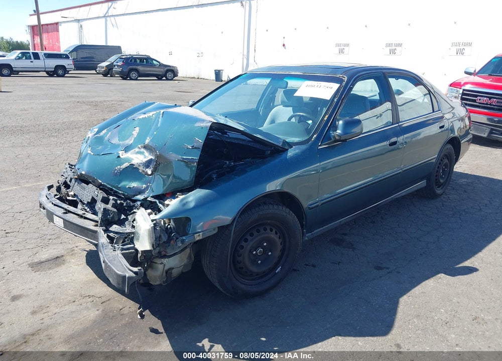 1997 HONDA ACCORD EX VIN: 1HGCD5652VA161941