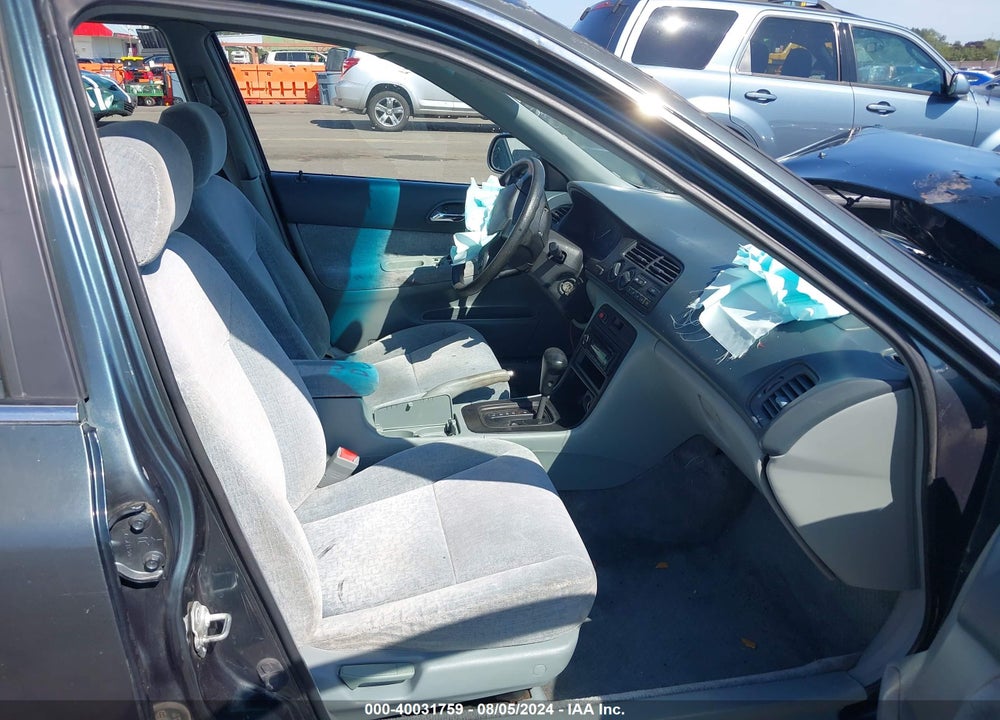 1997 HONDA ACCORD EX VIN: 1HGCD5652VA161941