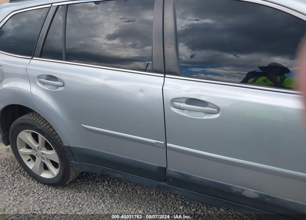 2014 SUBARU OUTBACK 2.5I PREMIUM VIN: 4S4BRBCCXE3240657