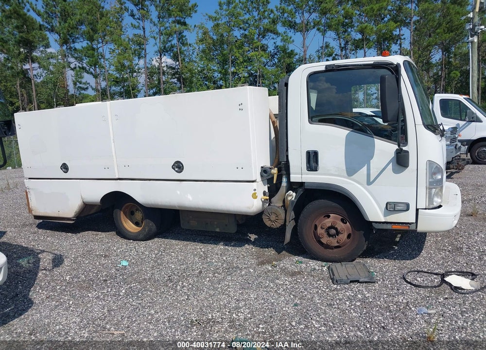 2014 ISUZU NPR DSL REG AT ECO-MAX VIN: JALB4W179E7400096