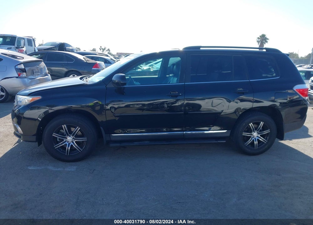2013 TOYOTA HIGHLANDER SE V6 VIN: 5TDZK3EH4DS125295