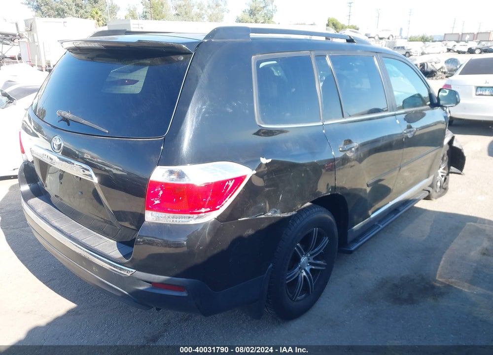 2013 TOYOTA HIGHLANDER SE V6 VIN: 5TDZK3EH4DS125295