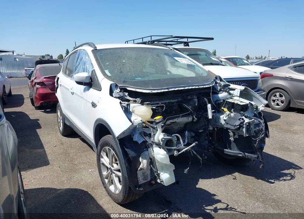 2018 FORD ESCAPE SE VIN: 1FMCU0GD5JUB16309