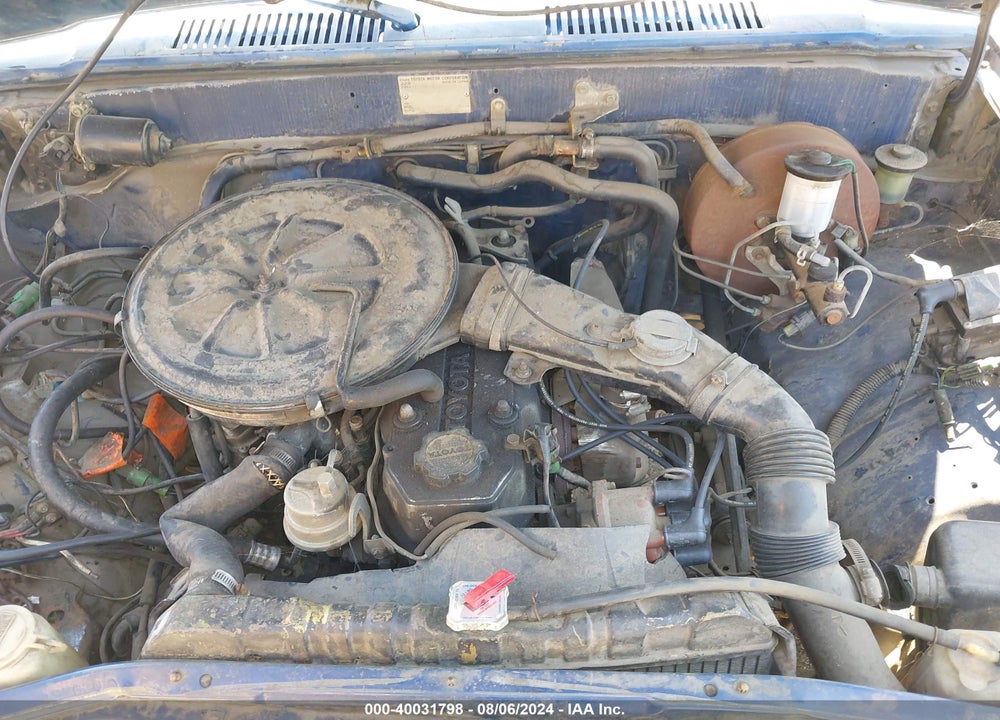 1986 TOYOTA PICKUP 1/2 TON RN50 VIN: JT4RN50R8G0117016