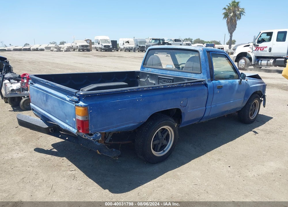 1986 TOYOTA PICKUP 1/2 TON RN50 VIN: JT4RN50R8G0117016