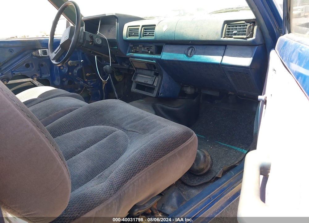 1986 TOYOTA PICKUP 1/2 TON RN50 VIN: JT4RN50R8G0117016