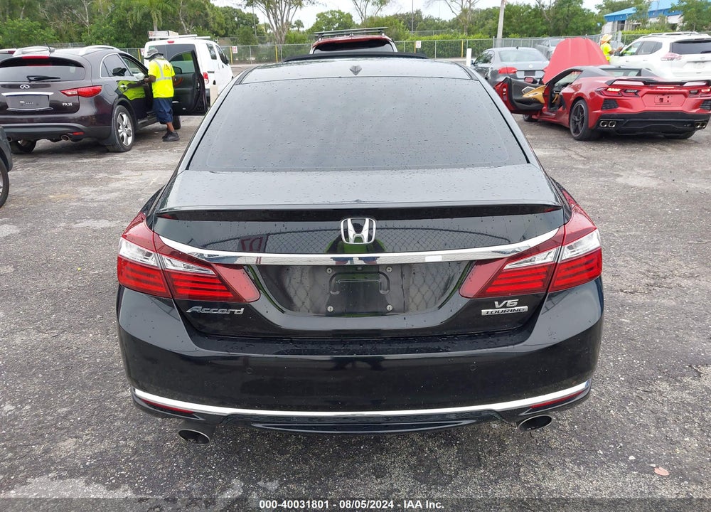 2016 HONDA ACCORD VIN: 1HGCR3F91GA008107