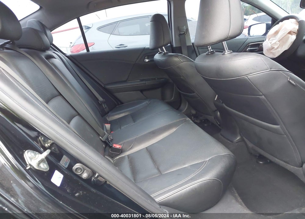 2016 HONDA ACCORD VIN: 1HGCR3F91GA008107
