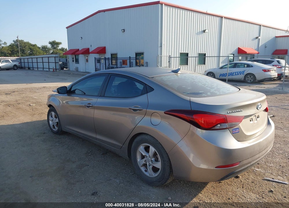 2015 HYUNDAI ELANTRA SE VIN: 5NPDH4AEXFH649196