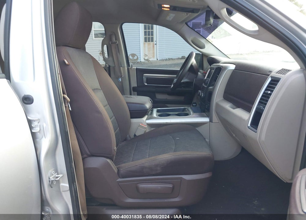 2016 RAM 1500 SLT VIN: 1C6RR7GM8GS120360
