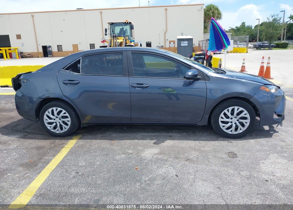 2018 TOYOTA COROLLA LE VIN: 5YFBURHEXJP853160