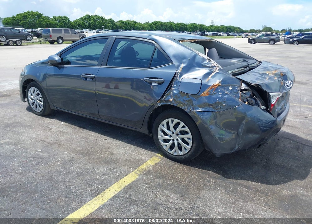 2018 TOYOTA COROLLA LE VIN: 5YFBURHEXJP853160
