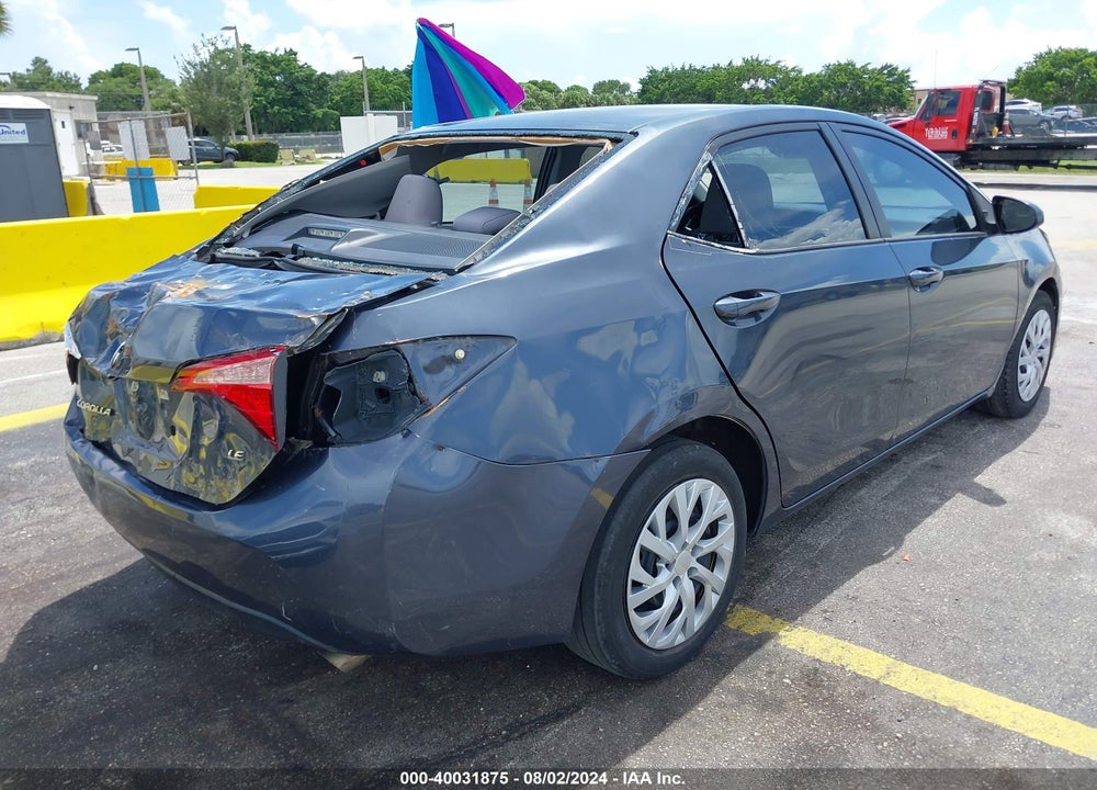 2018 TOYOTA COROLLA LE VIN: 5YFBURHEXJP853160