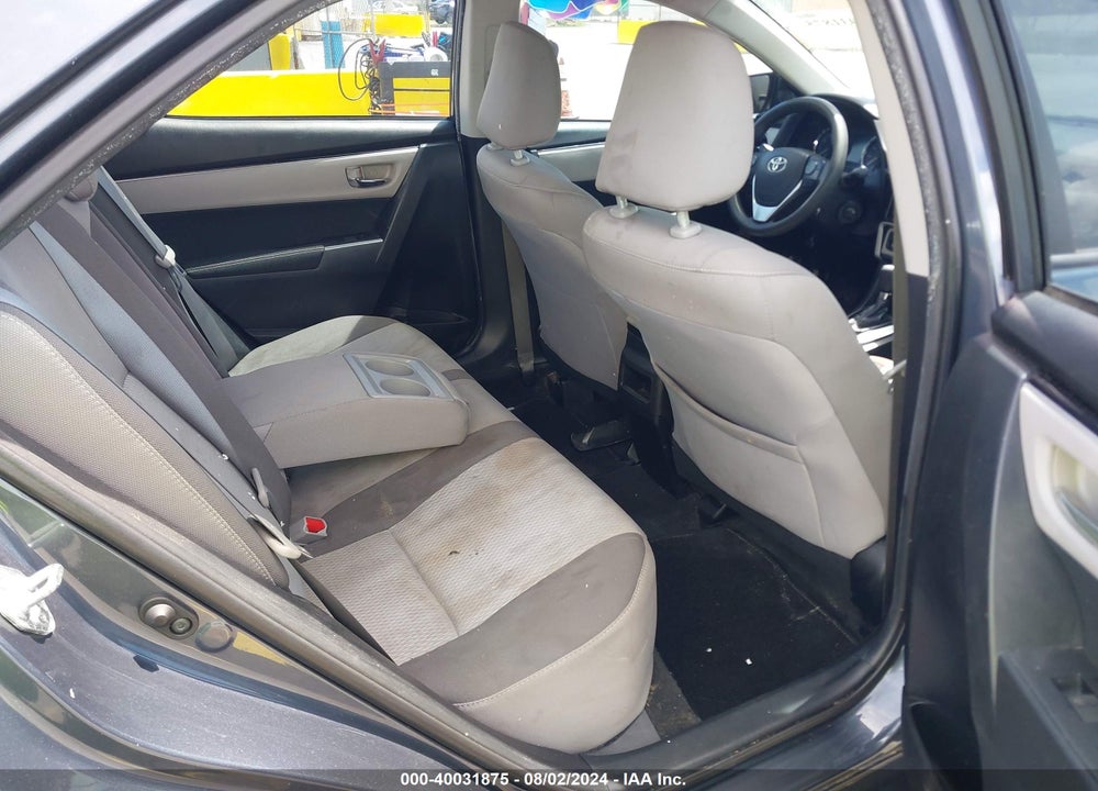 2018 TOYOTA COROLLA LE VIN: 5YFBURHEXJP853160