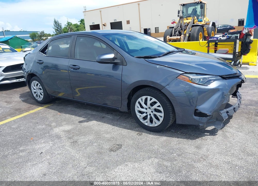 2018 TOYOTA COROLLA LE VIN: 5YFBURHEXJP853160