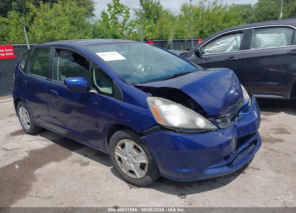 2013 HONDA FIT VIN: JHMGE8H33DC053386