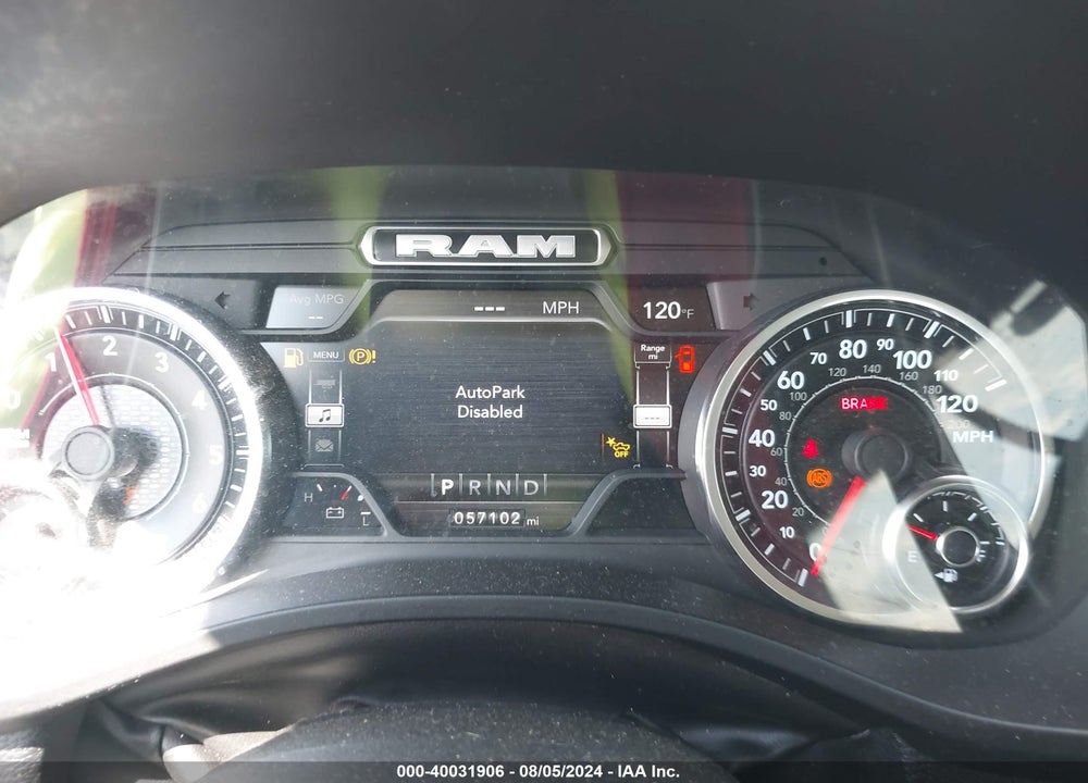 2022 RAM 1500 LAIE  4X4 5'7 BOX VIN: 1C6SRFJT0NN269627