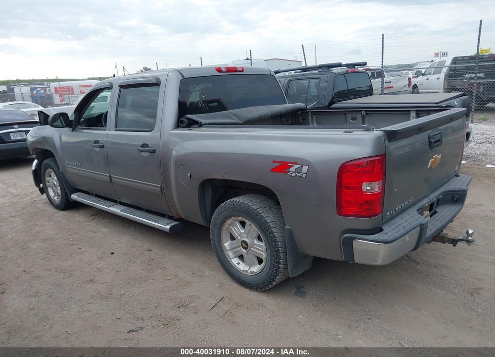 2013 CHEVROLET SILVERADO 1500 LT VIN: 3GCPKSE79DG355017