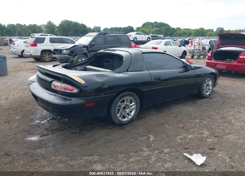 1997 CHEVROLET CAMARO RS VIN: 2G1FP22K4V2144889