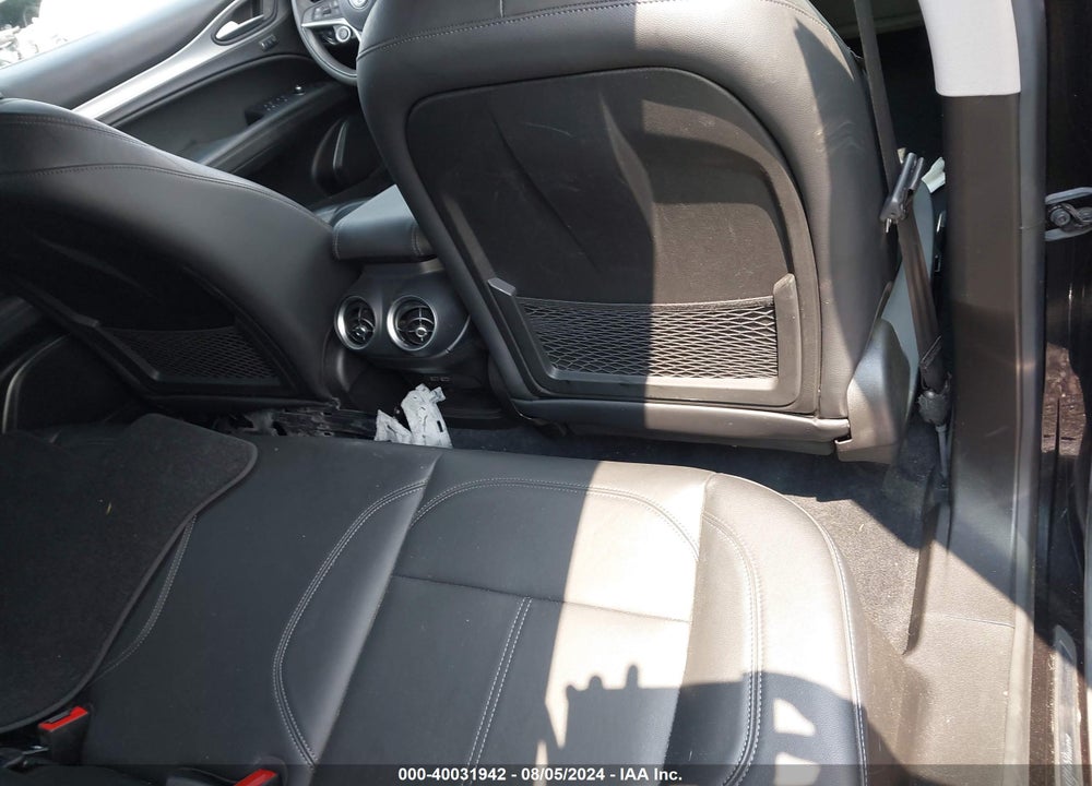 2018 ALFA ROMEO STELVIO TI VIN: ZASFAKBN6J7B58922