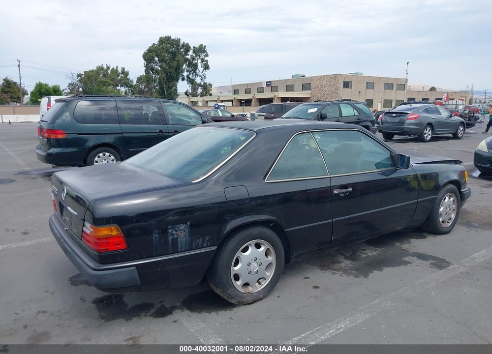 1992 MERCEDES-BENZ 300 CE VIN: WDBEA51D3NB771273
