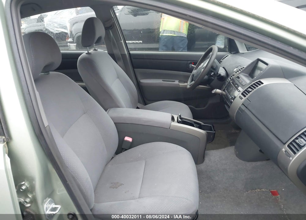 2008 TOYOTA PRIUS TOURING VIN: JTDKB20U283344537