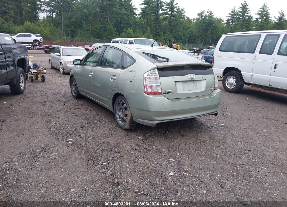 2008 TOYOTA PRIUS TOURING VIN: JTDKB20U283344537