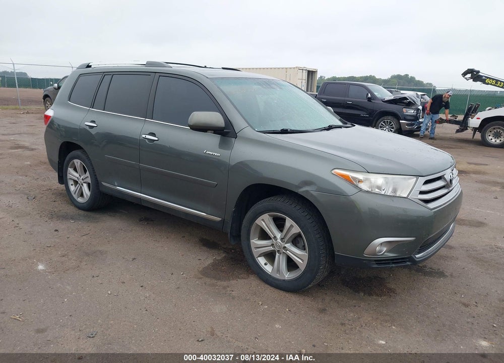 2013 TOYOTA HIGHLANDER LIMITED V6 VIN: 5TDDK3EH2DS265520