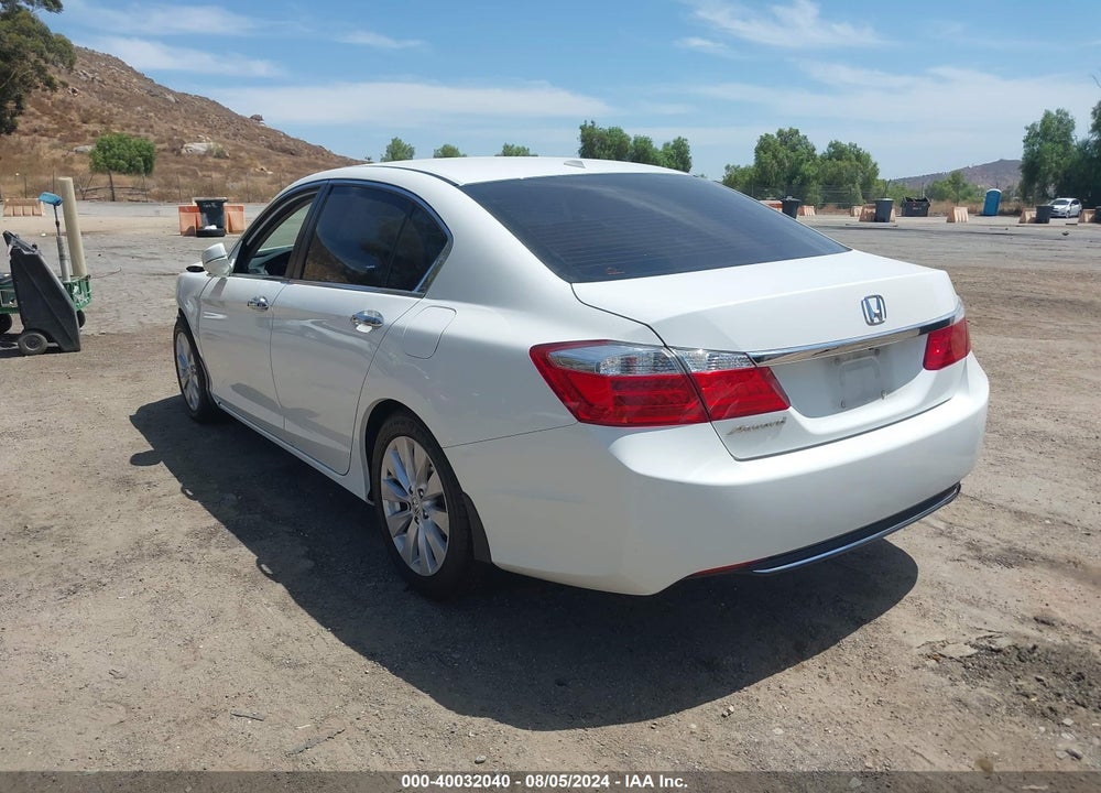 2015 HONDA ACCORD EX-L VIN: 1HGCR2F87FA054606