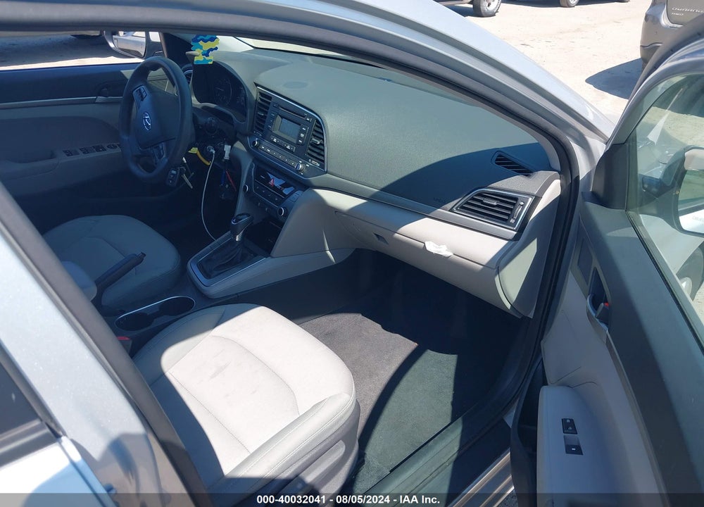 2017 HYUNDAI ELANTRA SE VIN: 5NPD74LF7HH081792