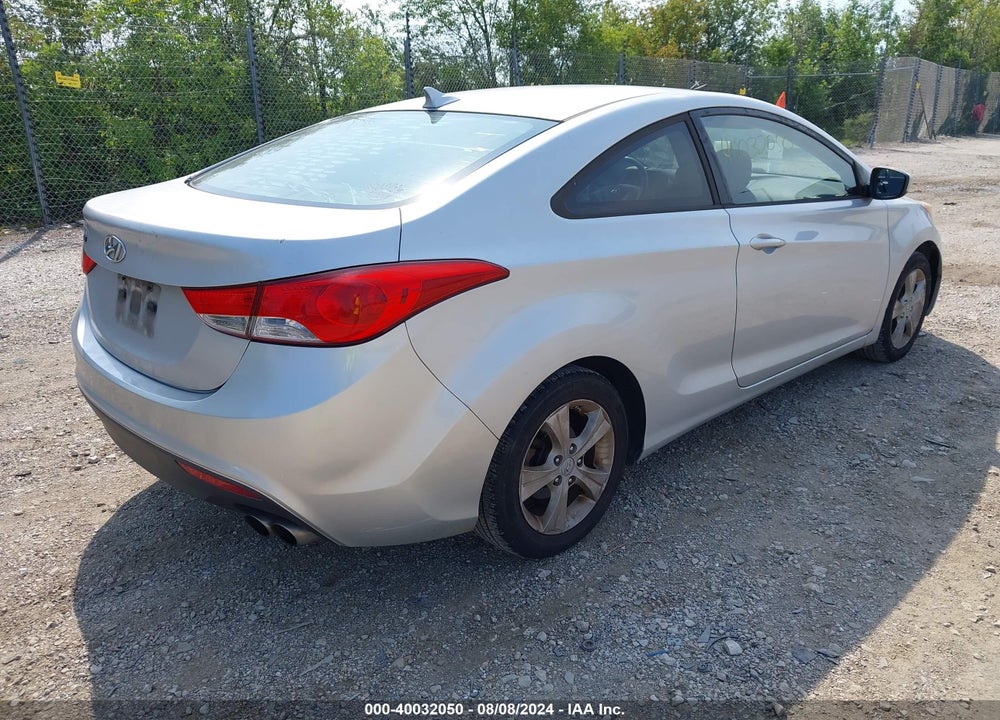 2013 HYUNDAI ELANTRA GS VIN: KMHDH6AE3DU000947