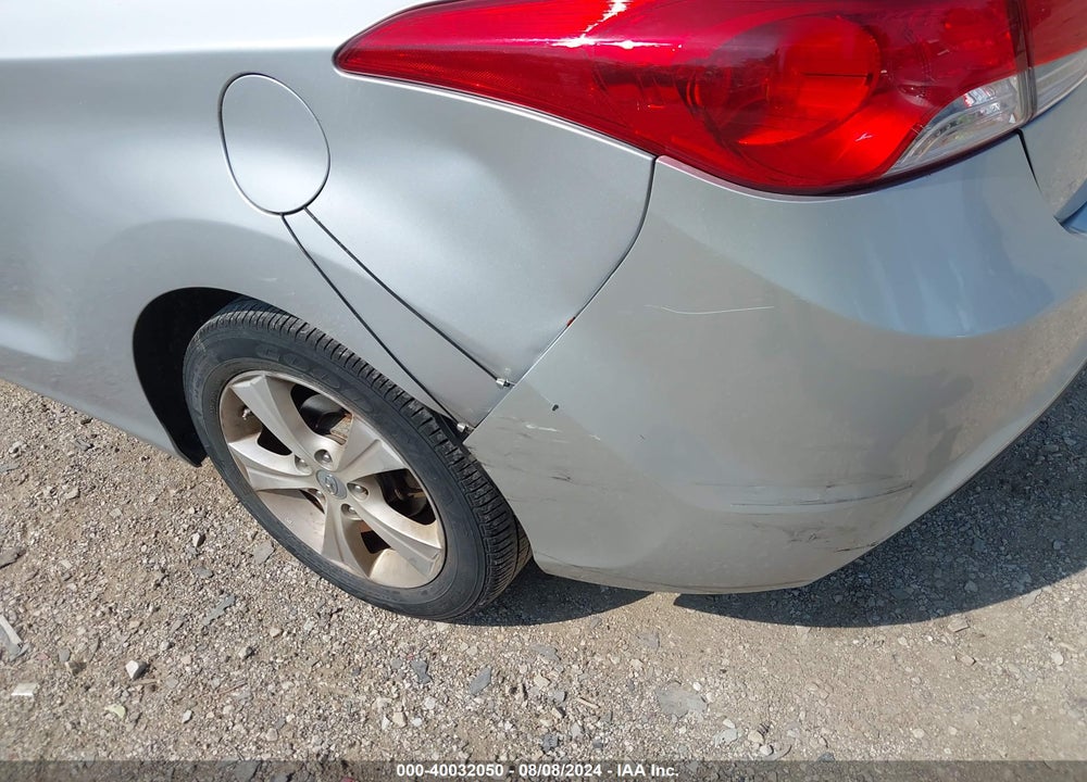 2013 HYUNDAI ELANTRA GS VIN: KMHDH6AE3DU000947