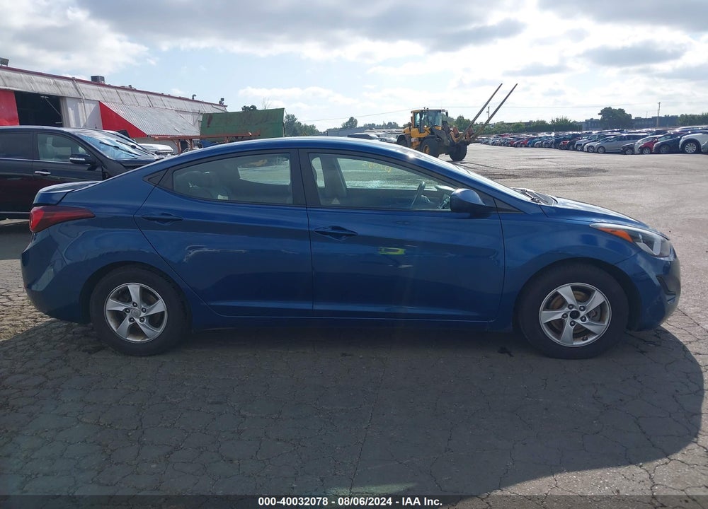 2014 HYUNDAI ELANTRA VIN: KMHDH4AE4EU122044