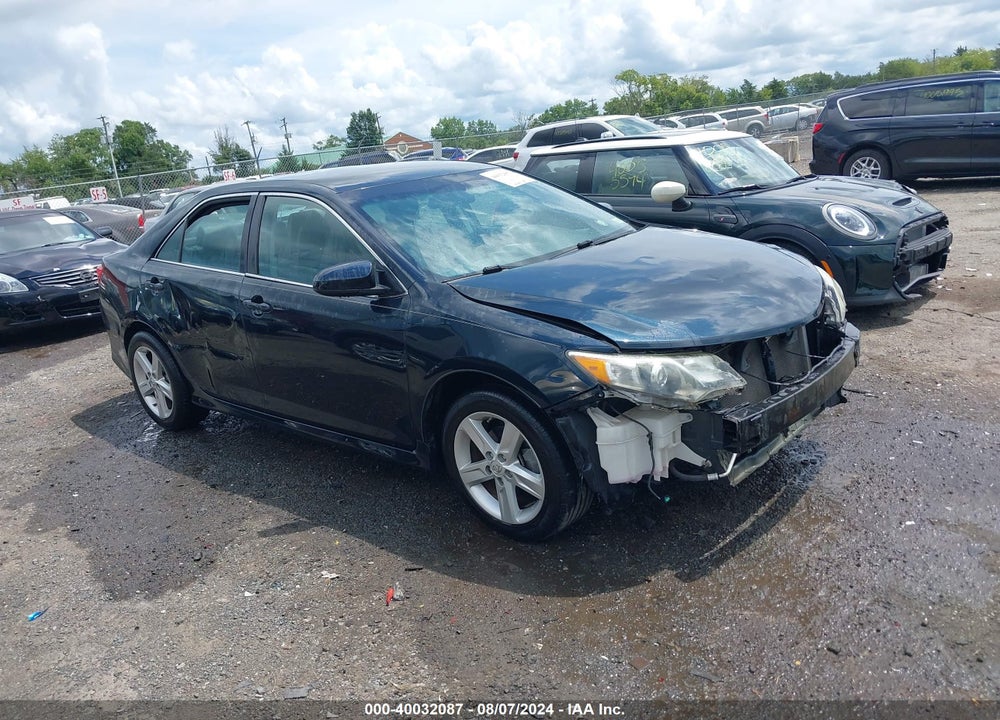 2014 TOYOTA CAMRY SE VIN: 4T1BF1FKXEU815596