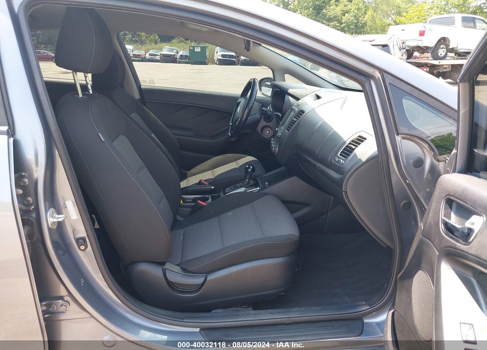 2017 KIA FORTE S VIN: 3KPFL4A70HE066524