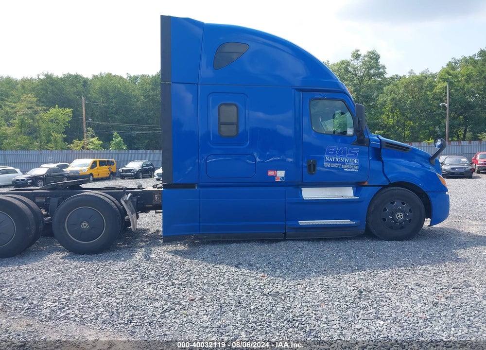 2019 FREIGHTLINER NEW CASCADIA 126 VIN: 1FUJHHDRXKLKL6816