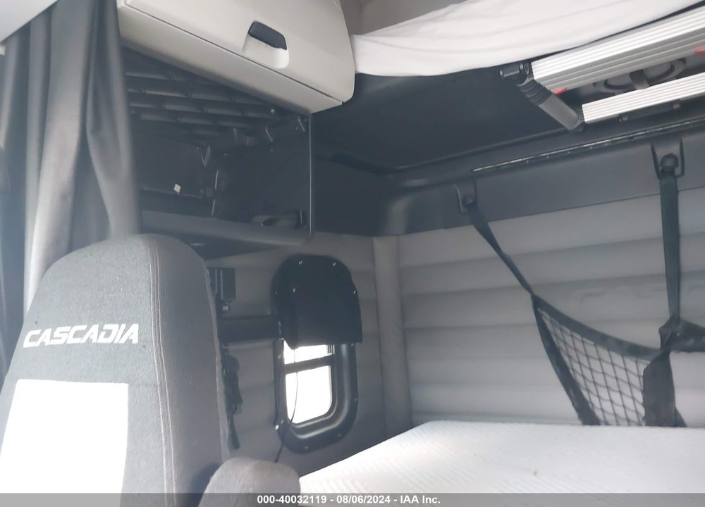 2019 FREIGHTLINER NEW CASCADIA 126 VIN: 1FUJHHDRXKLKL6816