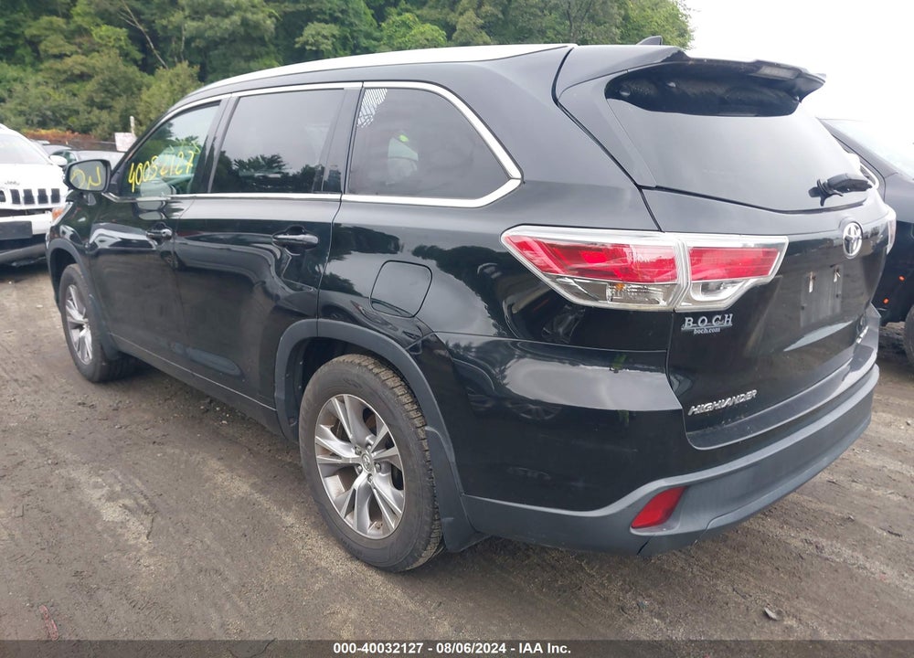2015 TOYOTA HIGHLANDER VIN: 5TDJKRFH9FS203877