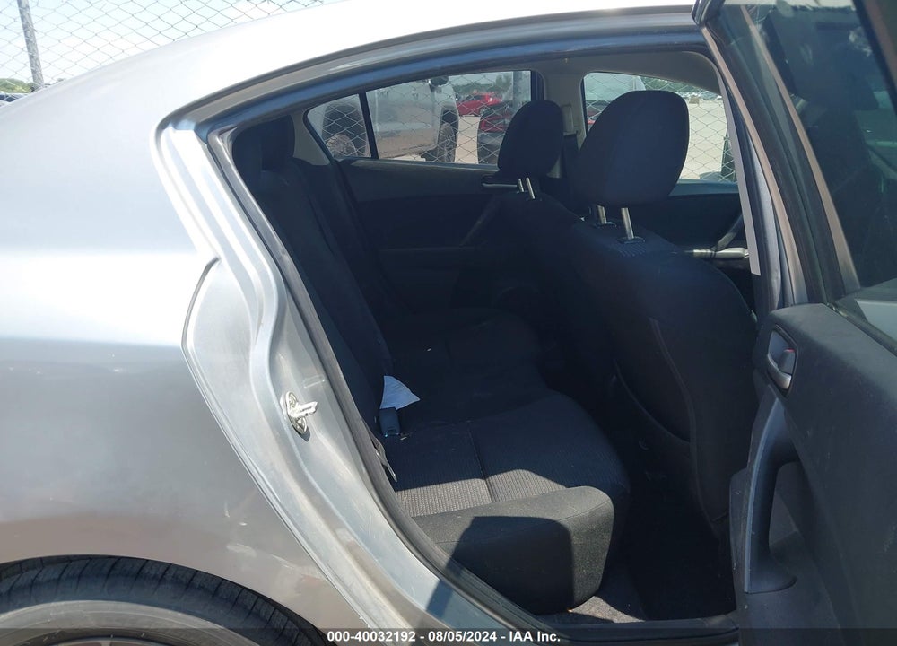 2012 MAZDA 3 I SPORT VIN: JM1BL1UF5C1526496