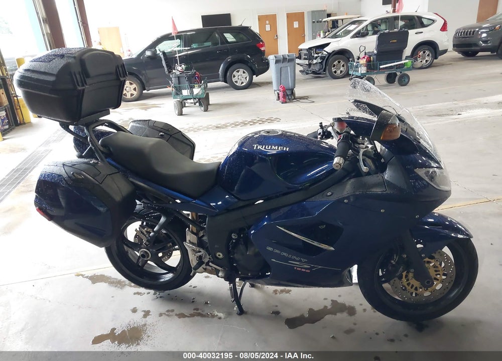 2008 TRIUMPH MOTORCYCLE SPRINT ST VIN: SMT600PK68J361709