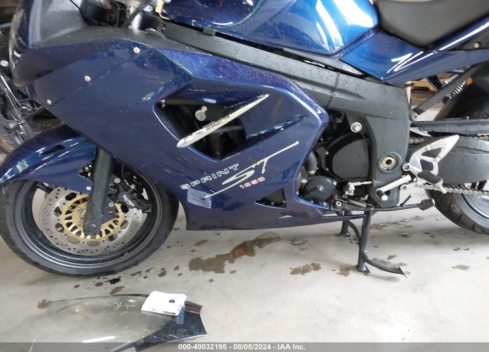 2008 TRIUMPH MOTORCYCLE SPRINT ST VIN: SMT600PK68J361709