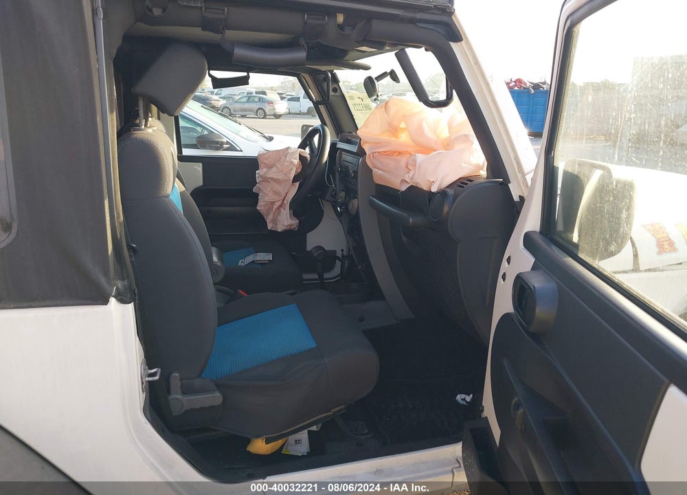 2010 JEEP WRANGLER / VIN: 1J4AA2D16AL165058