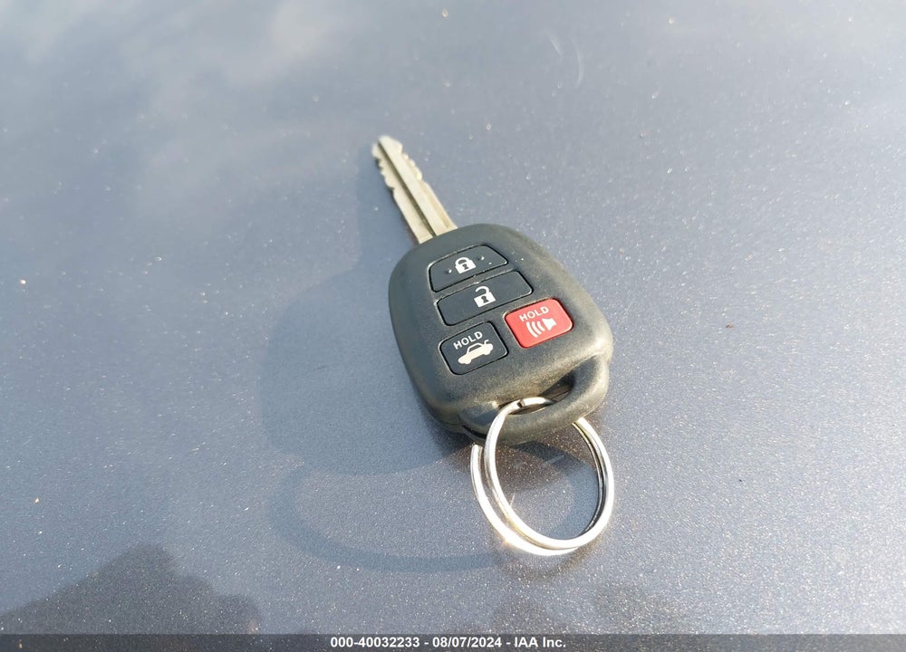 2015 TOYOTA CAMRY SE VIN: 4T1BF1FK9FU038104
