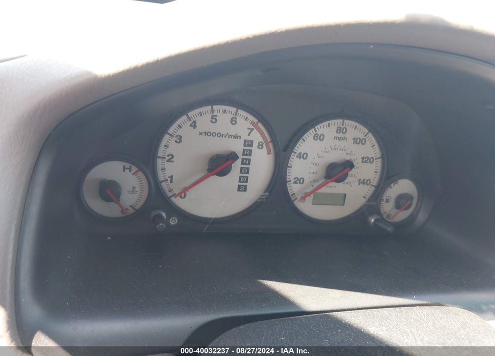 2002 HONDA CIVIC VIN: 1HGES16562L035153