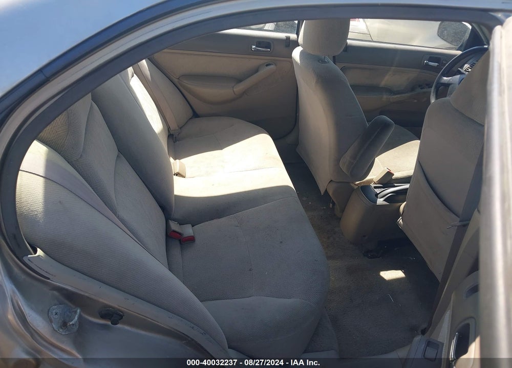 2002 HONDA CIVIC VIN: 1HGES16562L035153